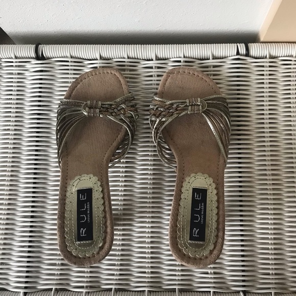Rule Steve Madden metallic open toed heels Size 7 - Picture 4 of 11